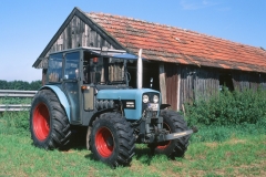 76160033