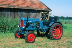 76160040